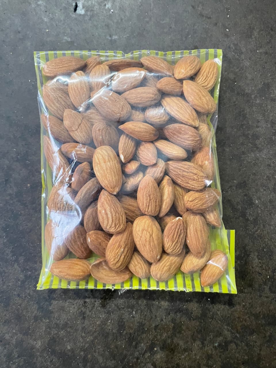 Badam (100g)